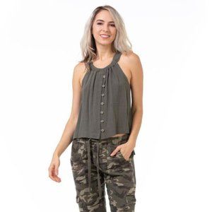 GATHERED NECK BUTTON DOWN TOP